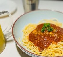 Classic Italian Meat Sauce Pasta