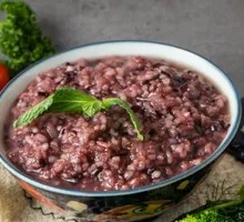 Low-fat Purple Sweet Potato Grains Porridge