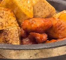 Stone Pot Braised Pork Ribs