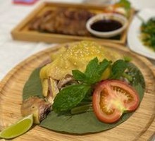 Vietnamese Sesame Oil Chicken (Half)