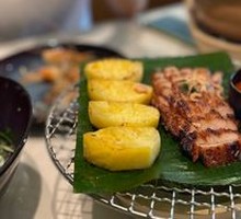 Saigon Grilled Pork Neck with Pineapple