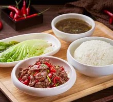 Stir-fried Yellow Beef Rice