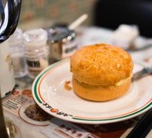 Nostalgic Pineapple Bun