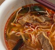 Vitamin C Tomato Beef Rib Noodles