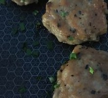 Black Truffle Meat Pie