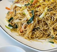 Three-Slice Stir-Fried Special Noodles