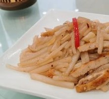 Sweet Radish Stir-fried with Fish Meat
