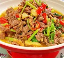 Stir-Fried Beef with Celery