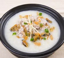 Clam Congee in Clay Pot