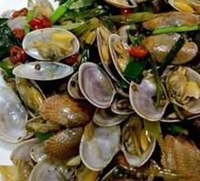 Spicy Stir-Fried Clams