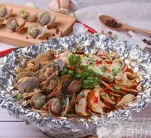 Signature Happy Foil-Grilled Scallops with Rice Noodles
