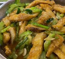 Fish Slices Stir-fried with Bitter Melon