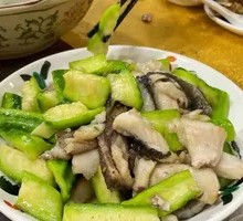 Fish Slices Stir-fried with Loofah