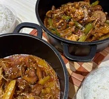 Luxury Bullfrog and Chicken Pot