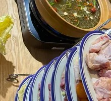 Fresh Stone Olive Free-Range Chicken Pot