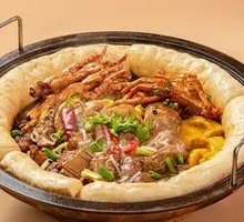 Pork Rib and Chicken Claw Hot Pot