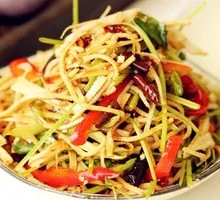 Cold-mixed dried tofu strips