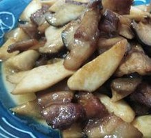 Pork Belly Stir-fried with Mixed Mushrooms