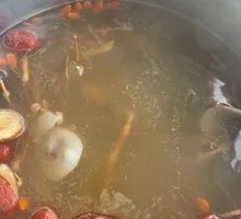 Five-fingered Peach Root Soup Base