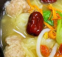 Cordyceps and Pork Soup with Dumplings