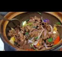 Black Pepper Beef Stir-fry