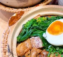 Gold Medal Char Siu Pork Belly with Mushroom and Chicken Claypot Rice