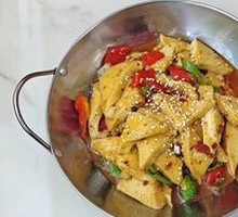 Spicy Pot-Braised Tofu with Leaves