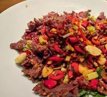 Tea Oil Beef Stir-Fry