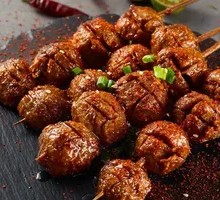 Charcoal-Grilled Beef Meatballs