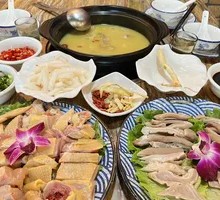 Signature White Pepper Pig's Stomach Chicken Soup