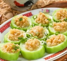 Steamed Loofah with Golden and Silver Garlic