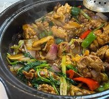 Stewed Free-Range Chicken in Clay Pot