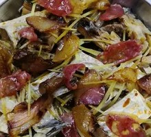 Fish Dried with Preserved Meat Steamed