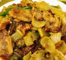 Sour Cabbage Stir-fried with Beef Tripe