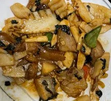 Fresh Bamboo Shoots Stir-Fried with Pork Belly