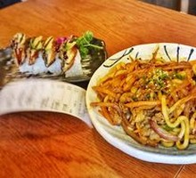 Kimchi Beef Stir-Fried Udon