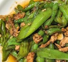 Spicy Chili Stir-Fried Pork