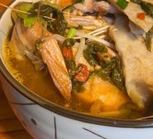 Thai Basil Spicy Broth Rice Noodles