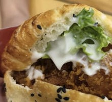 Spicy Chicken Leg Chinese Burger