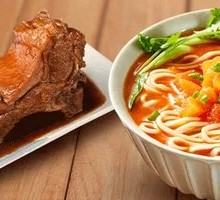 Braised Pork Bone Tomato Noodle Soup