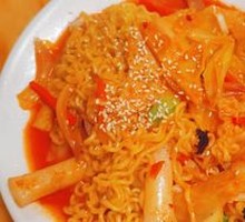 Cheese Ramen with Rice Cake