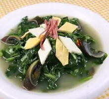 Clear Soup with Bean Sprouts