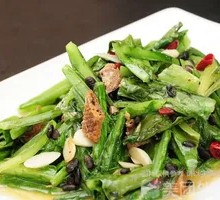 Braised Tuna with Fermented Black Beans and Chinese Water Spinach