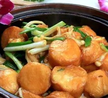 Enoki Mushroom and Japanese Tofu Stew