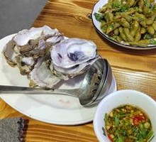 Steamed Zhanjiang Saltwater Oysters in Pressure Cooker (One Dozen)