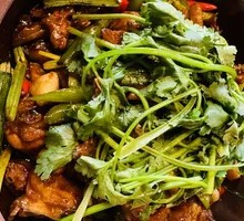 Signature Soy Sauce Chicken Pot