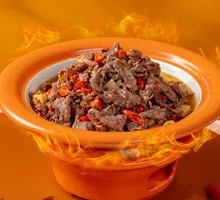 Stir-Fried Snowflake Yellow Beef