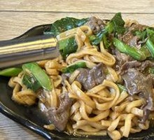 Signature Stir-Fried Beef Rice Noodles