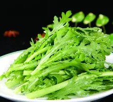 Chinese chrysanthemum greens