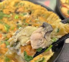 Pan-fried Oyster Cake